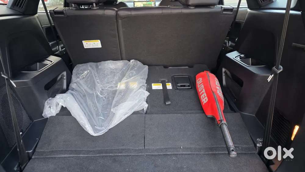 Tata Safari Stealth Edition 2025 Diesel 9000 Km Driven