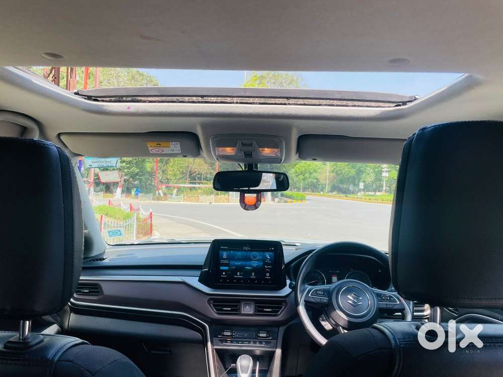 Maruti Suzuki Brezza 1.5 Zxi At Smart Hybrid, 2023, Petrol