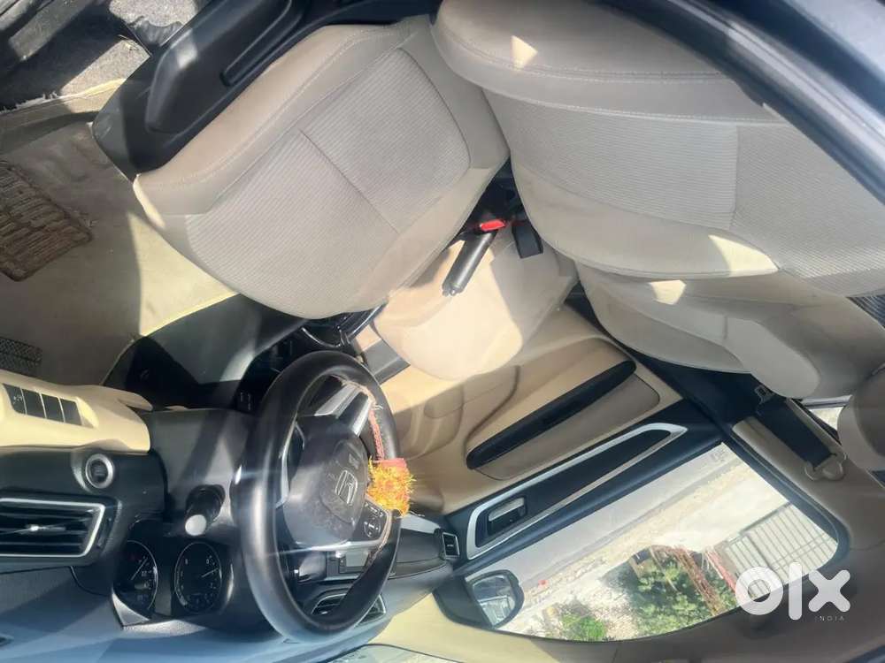 Honda Amaze 2nd Gen 2022 Petrol 20000 Km Driven