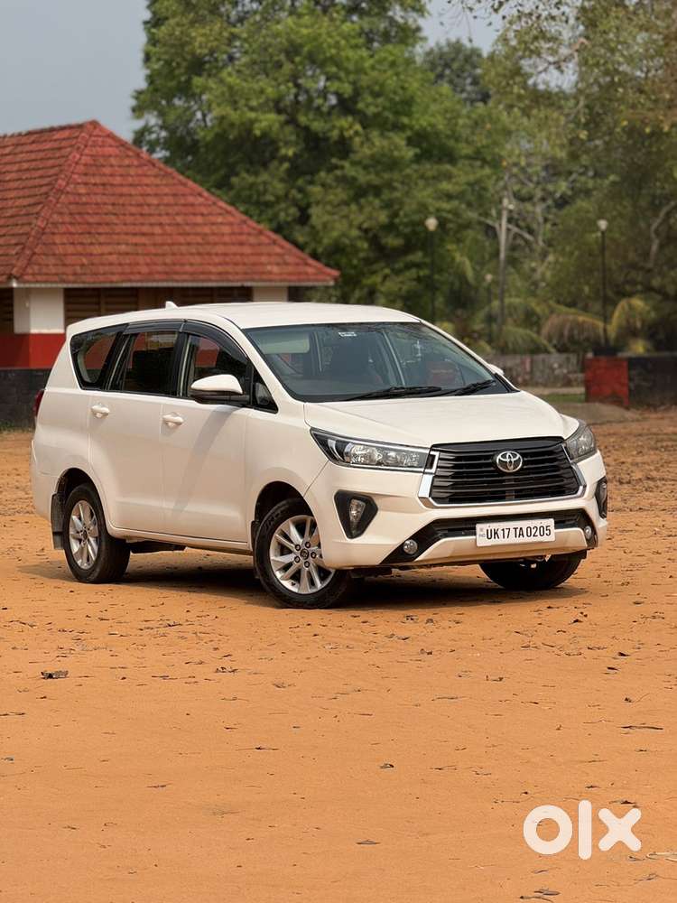 Toyota Innova Crysta 2017 Diesel Well Maintained