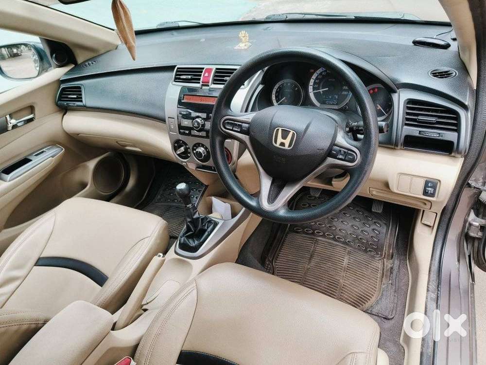Honda City 1.5 V MT Exclusive, 2013, Petrol