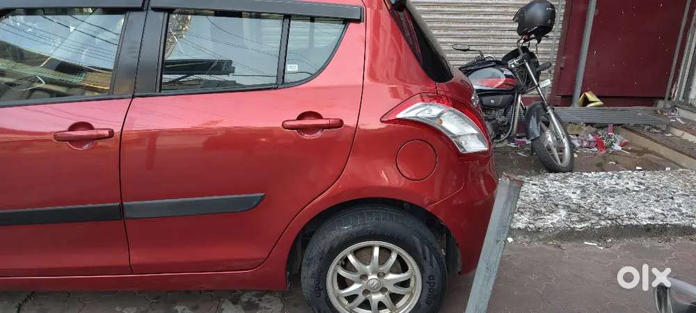 Maruti Suzuki Swift 2012 Diesel 157000 Km Driven
