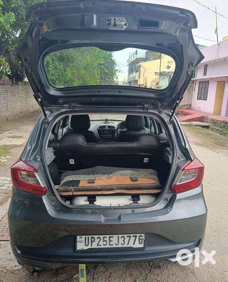 Tata Tiago 1.2 Revotron Xm Cng, 2025, Cng & Hybrids
