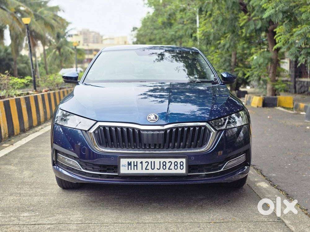 Skoda Octavia 2.0 L K Tsi At, 2022, Petrol