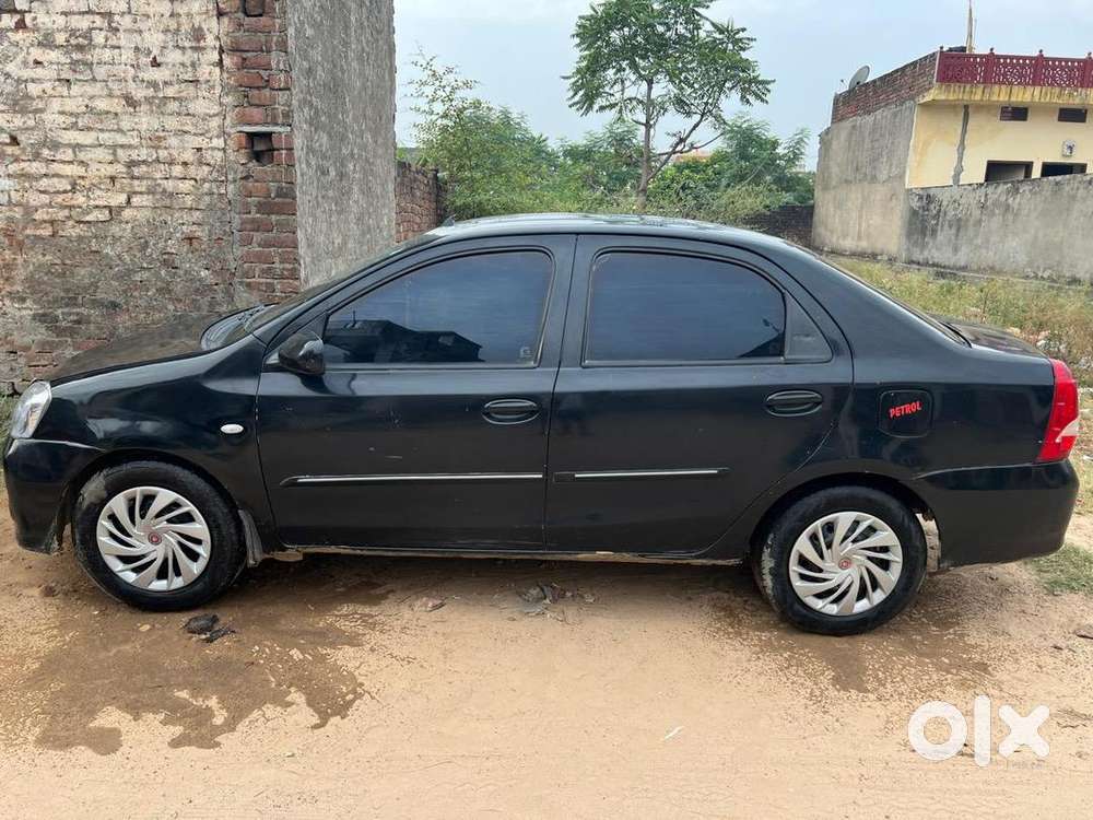 Toyota Etios 2011 Cng & Hybrids Good Condition