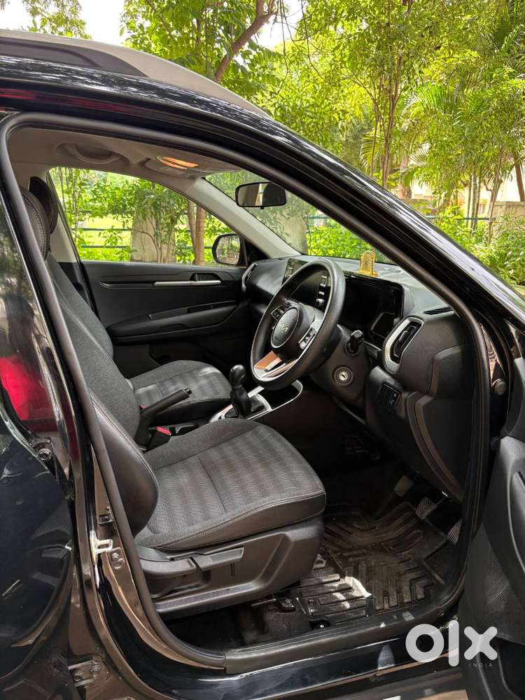 2022  Kia Sonet Htk Plus 1.2 Petrol Mt  17,000 Km  Single Owner