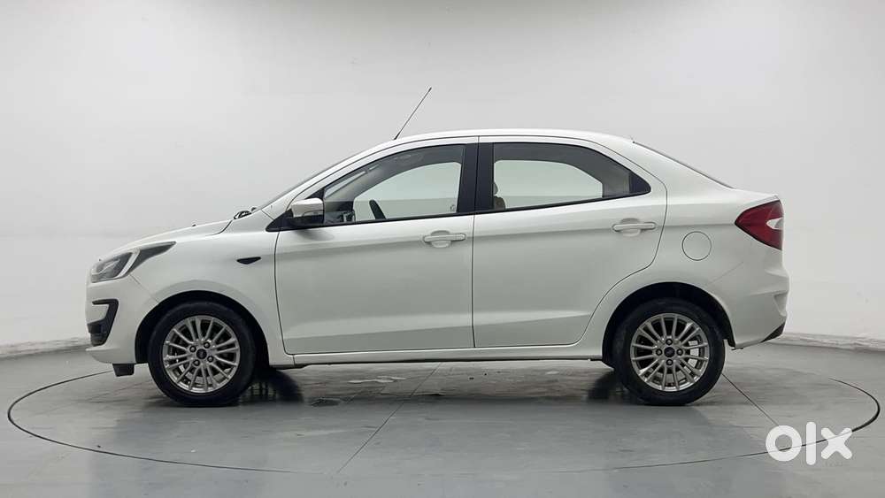 Ford Figo Aspire Titanium, 2021, Petrol