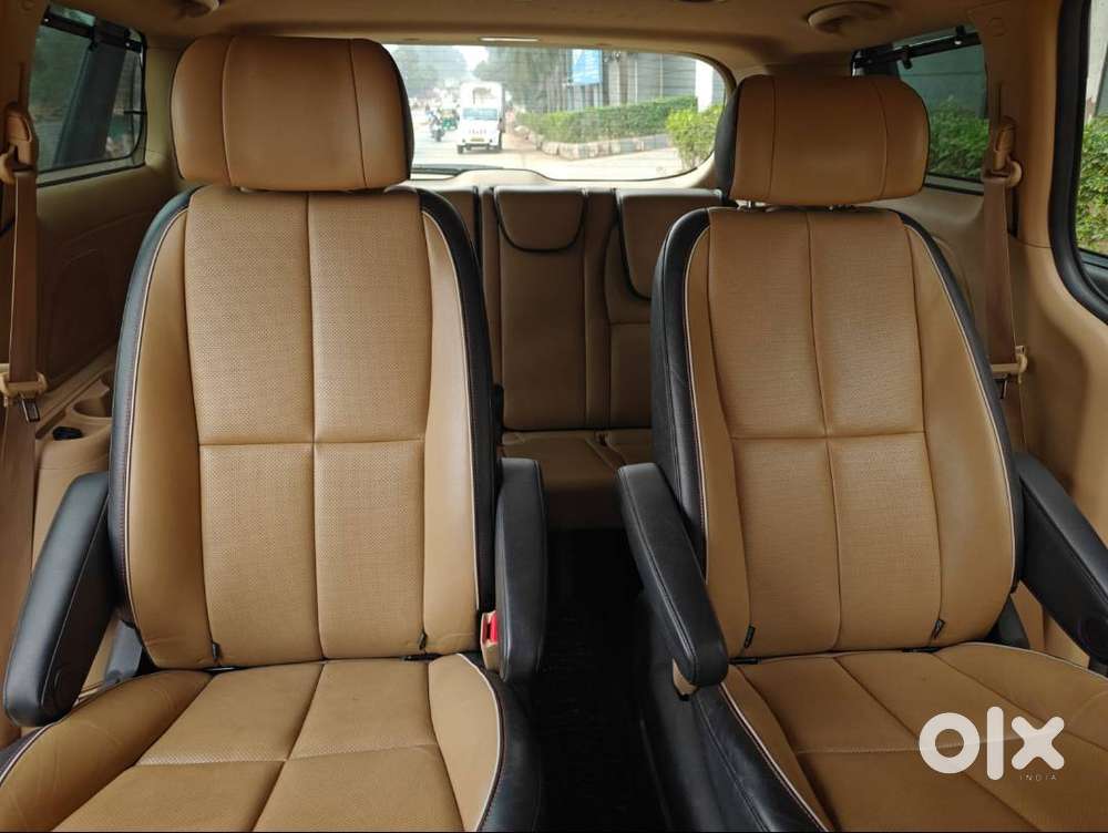 For Sale - Kia Carnival D2.28at Limousine 7 For Sale