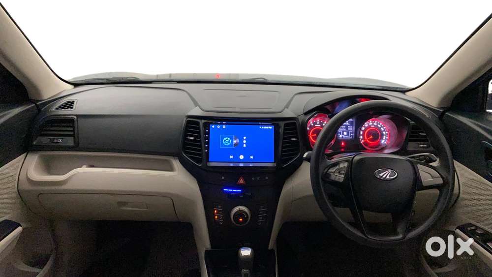 Mahindra Xuv300 1.2 W6 Amt Petrol, 2021, Petrol