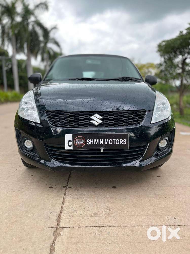 Maruti Suzuki Swift Vxi + Manual, 2016, Petrol