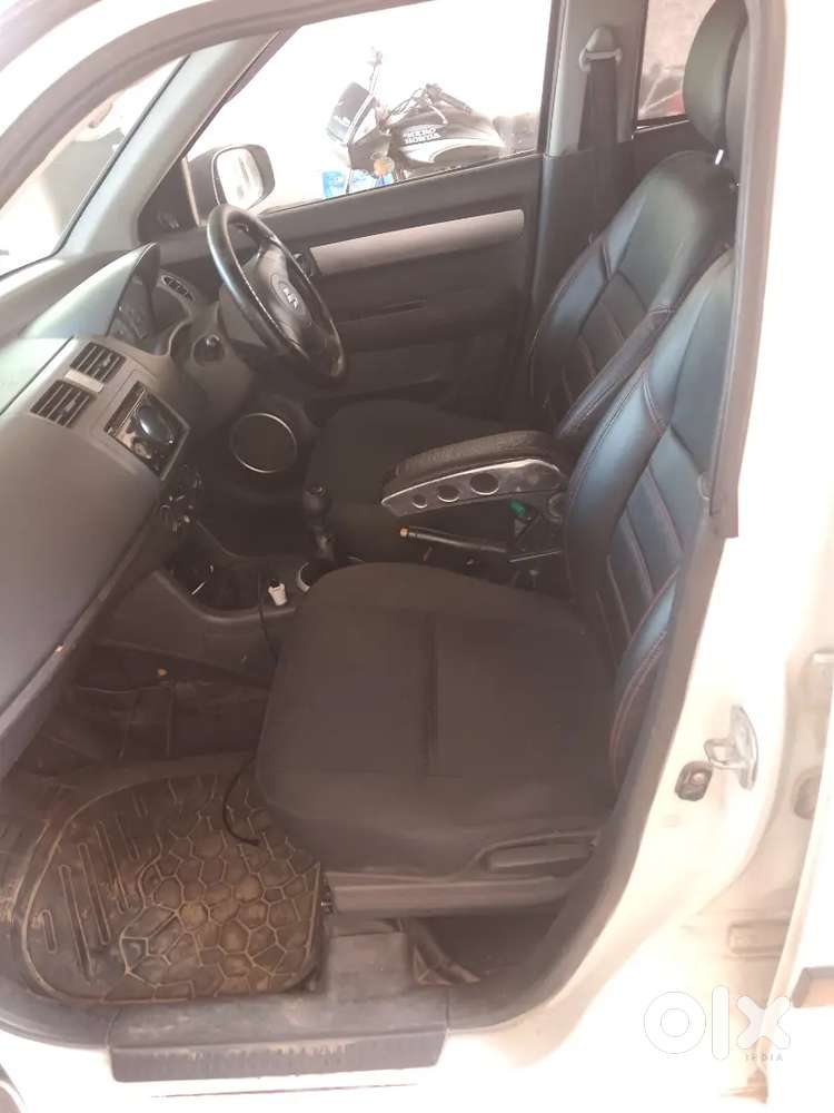 Maruti Suzuki Swift 2010.11va Mhne  Ki Hai Diesel 160000