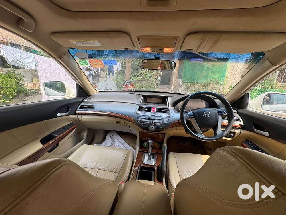 Honda Accord 2.4 At 2011 Model