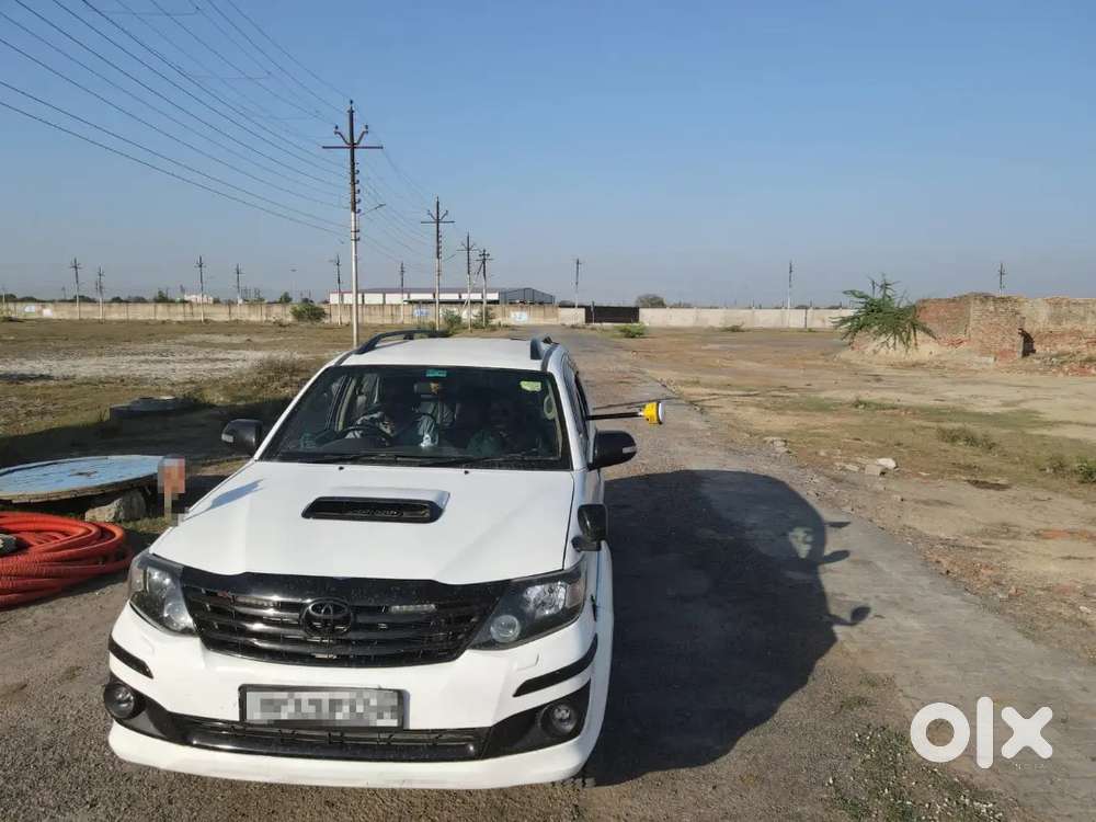 Toyota Fortuner 3.0 2013