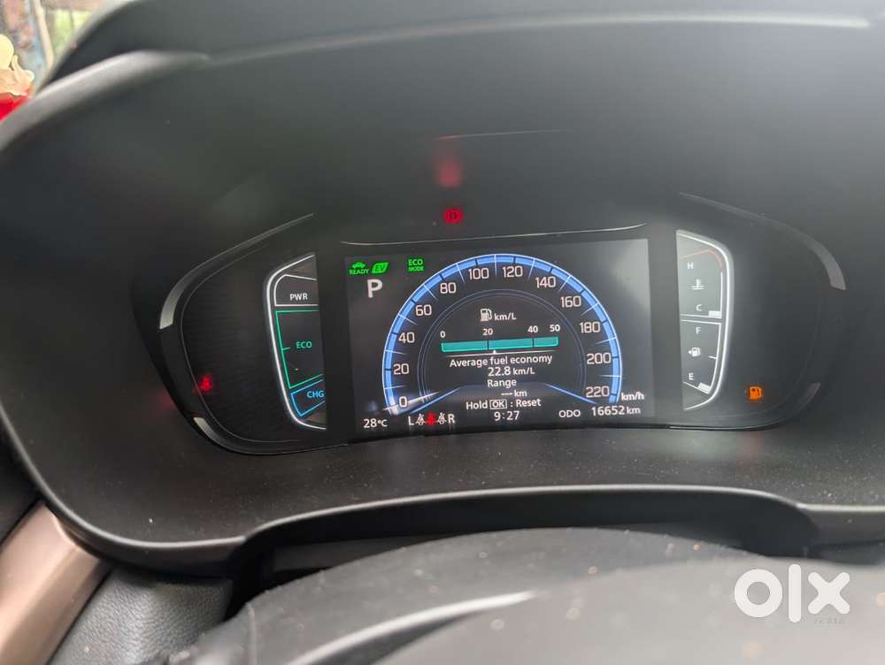 Maruti Suzuki Grand Vitara 1.5 Zeta Smart Hybrid At, 2025, Petrol