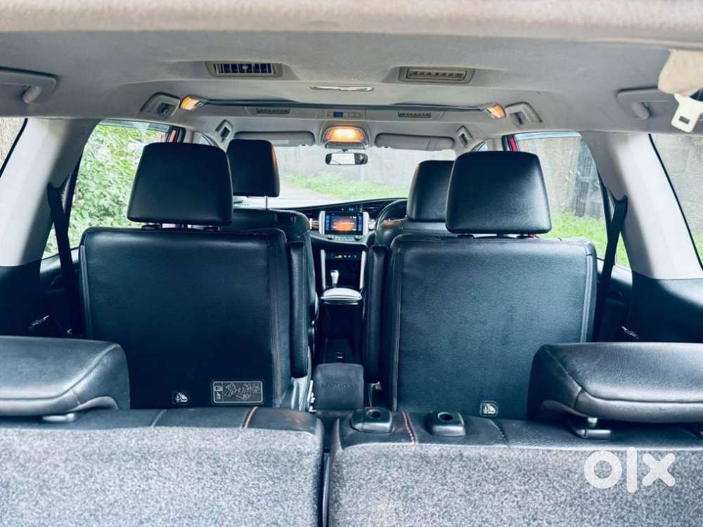 Toyota Innova Crysta 2.8 Gx At, 2017, Diesel