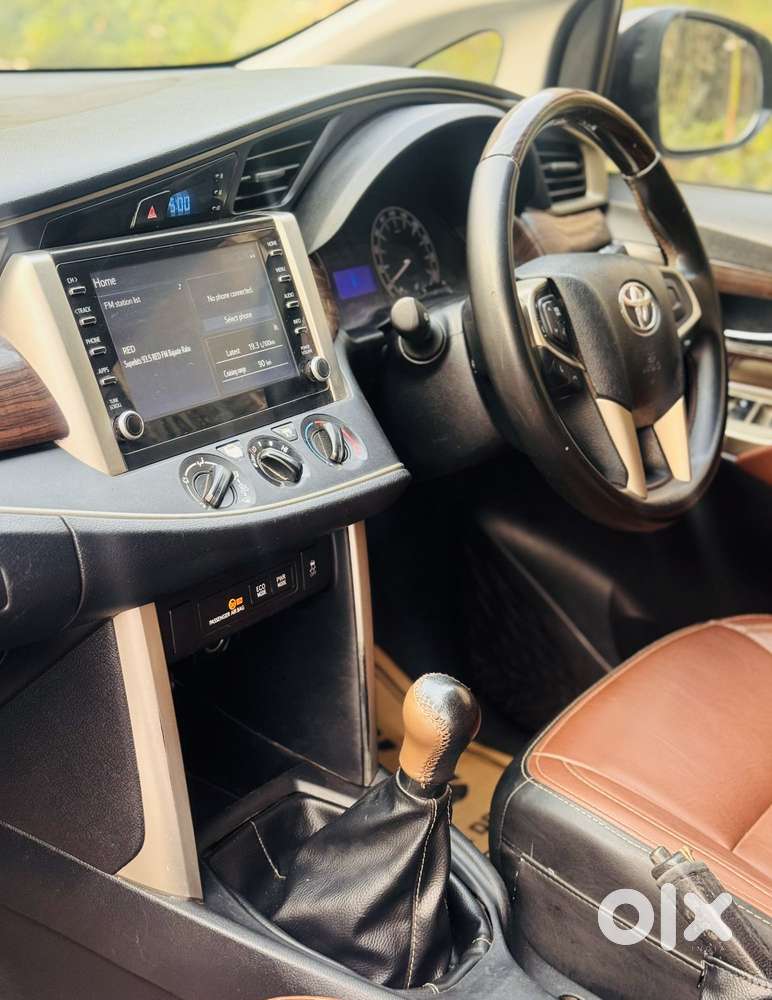 Toyota Innova Crysta 2.4 G Mt 8s, 2021, Diesel