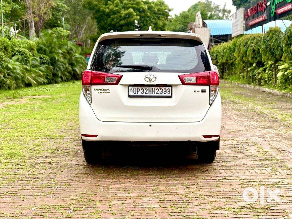 Toyota Innova Crysta 2.4 G Mt, 2016, Diesel
