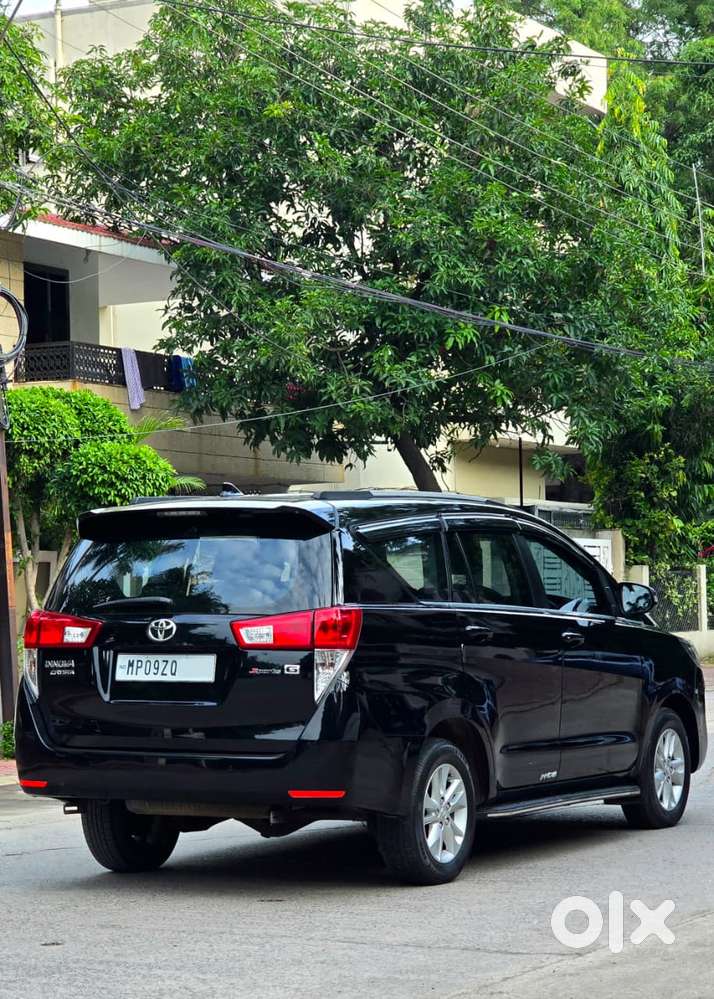 Toyota Innova Crysta [2020-ongoing] 2.4 Gx 8 Str, 2023, Diesel