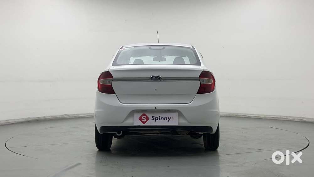 Ford Figo Aspire Titanium, 2015, Petrol