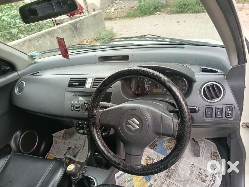 Maruti Suzuki Swift Dzire 1.3 Vxi, 2008, Petrol