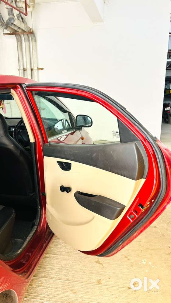 Hyundai Eon 2013 Car