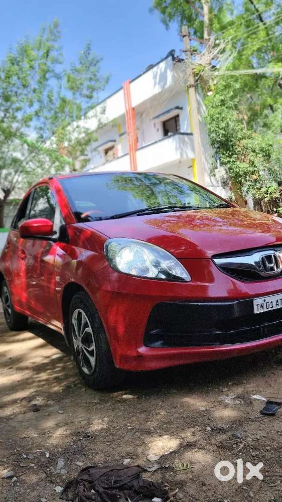 Honda Brio 2013 Petrol Well Maintained
