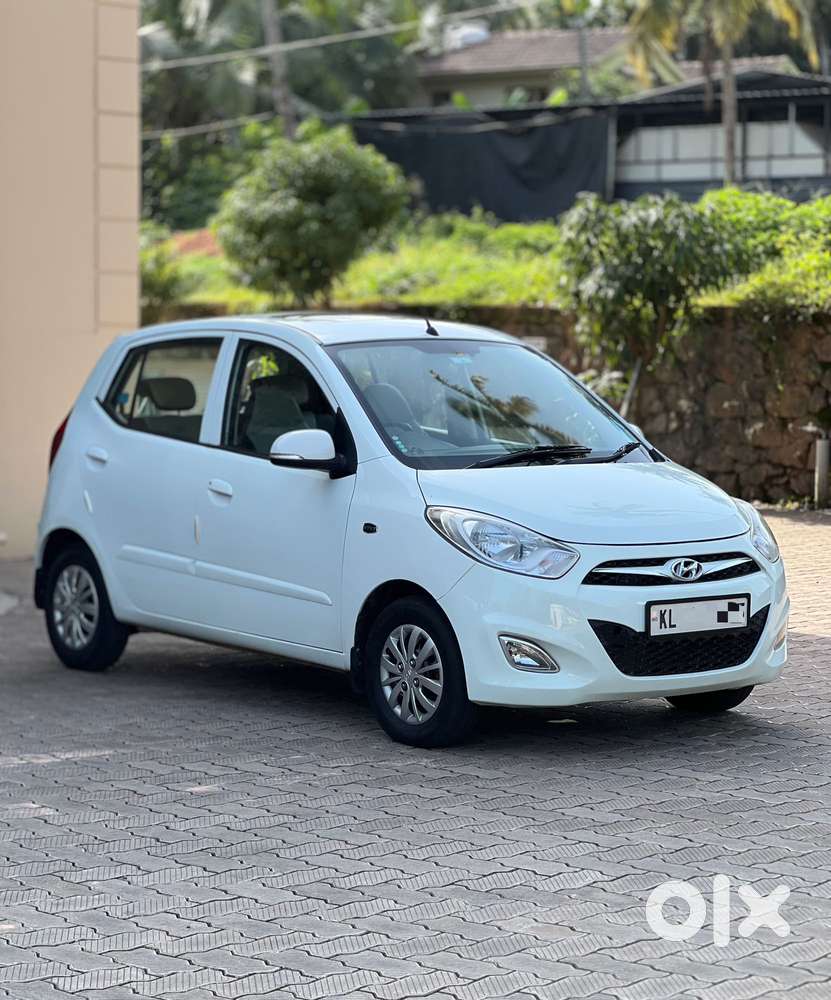 Hyundai I10 Asta Sunroof At, 2013, Petrol