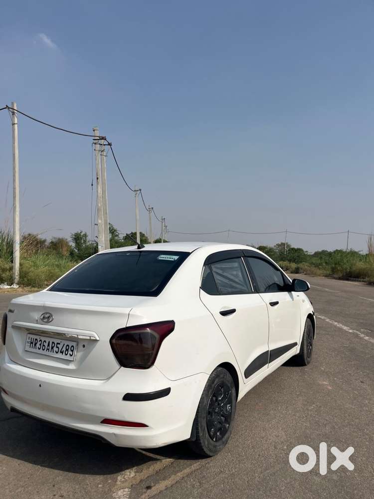 Hyundai Xcent 2016 Cng & Hybrids 90000 Km Driven