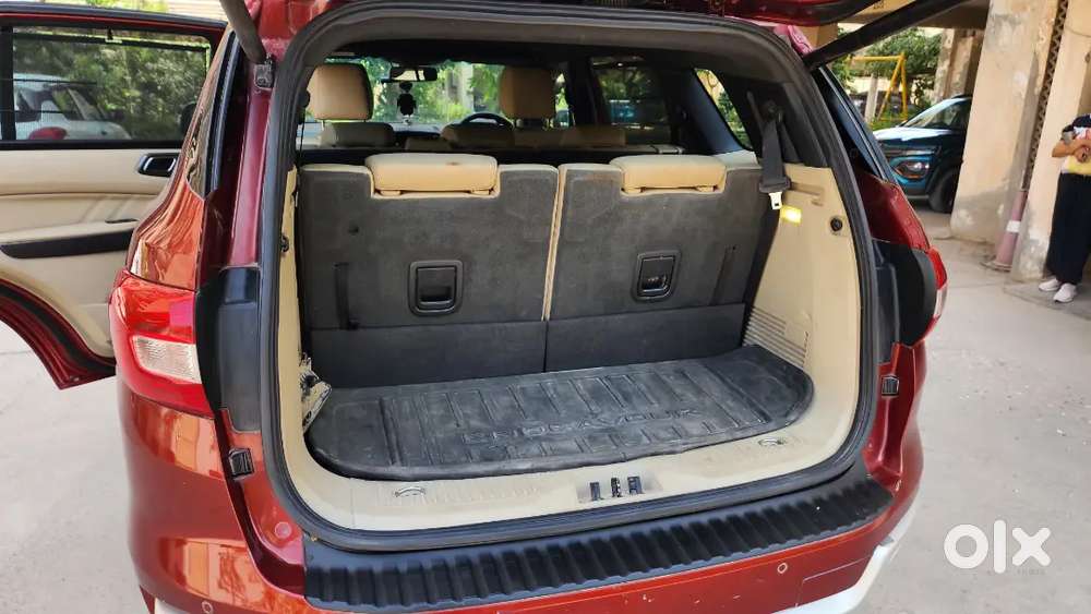 Ford Endeavour 2.2 Titanium At Diesel  Excellent Condition New Tyres