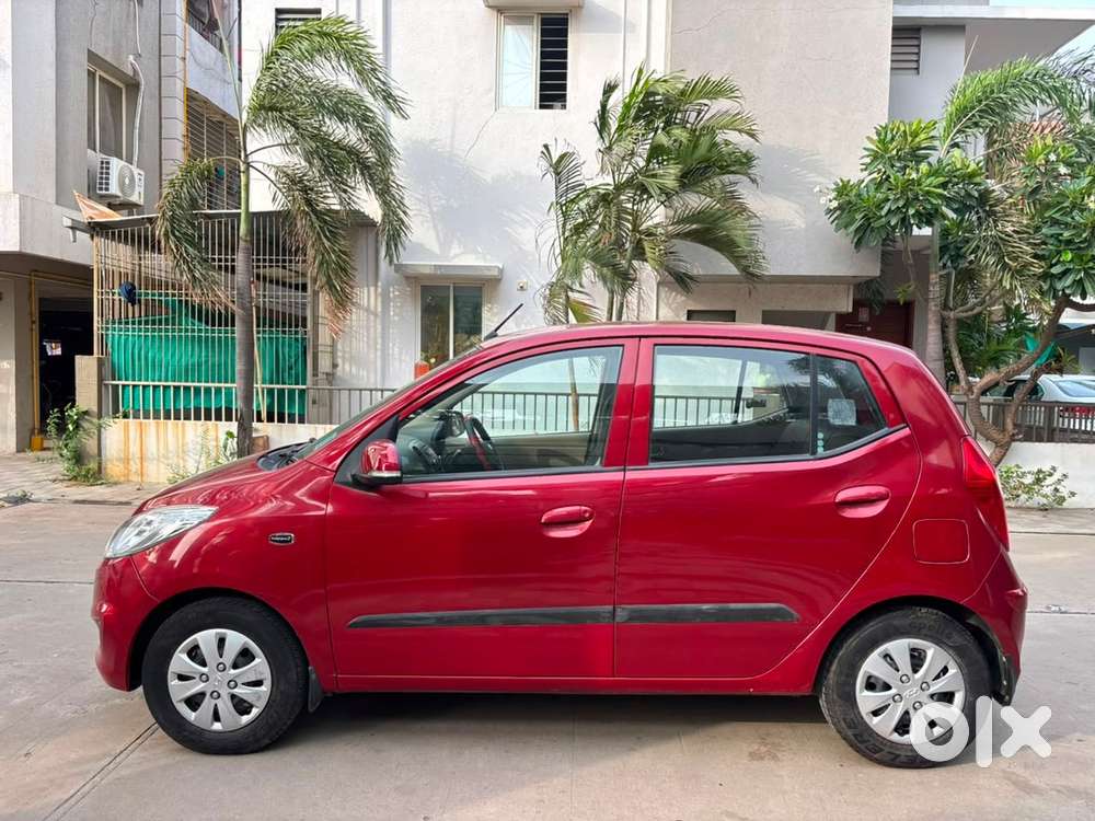 Hyundai I10 2013 Guaranty 23521 Km Driven