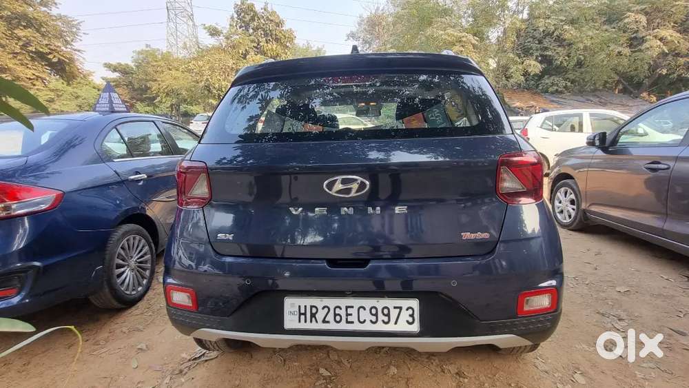 Hyundai Venue 2019 Petrol 71000 Km Driven