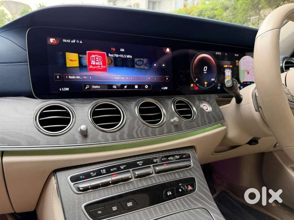 Mercedes-benz E-class 200, 2025, Petrol