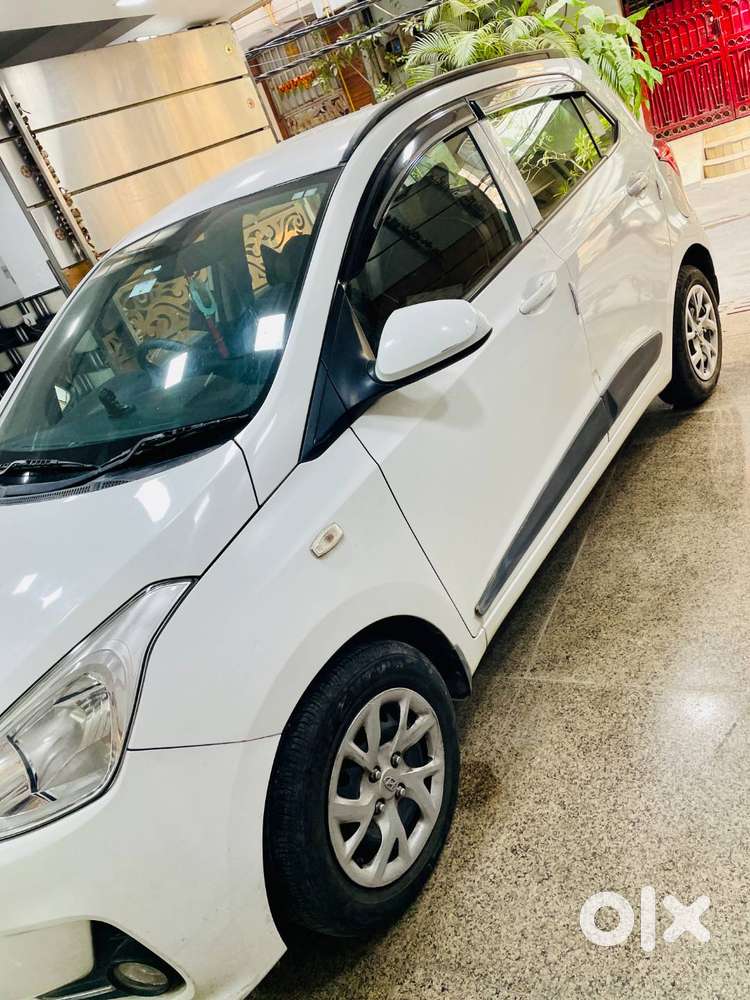 Grandi10, New Condition, Less Driven