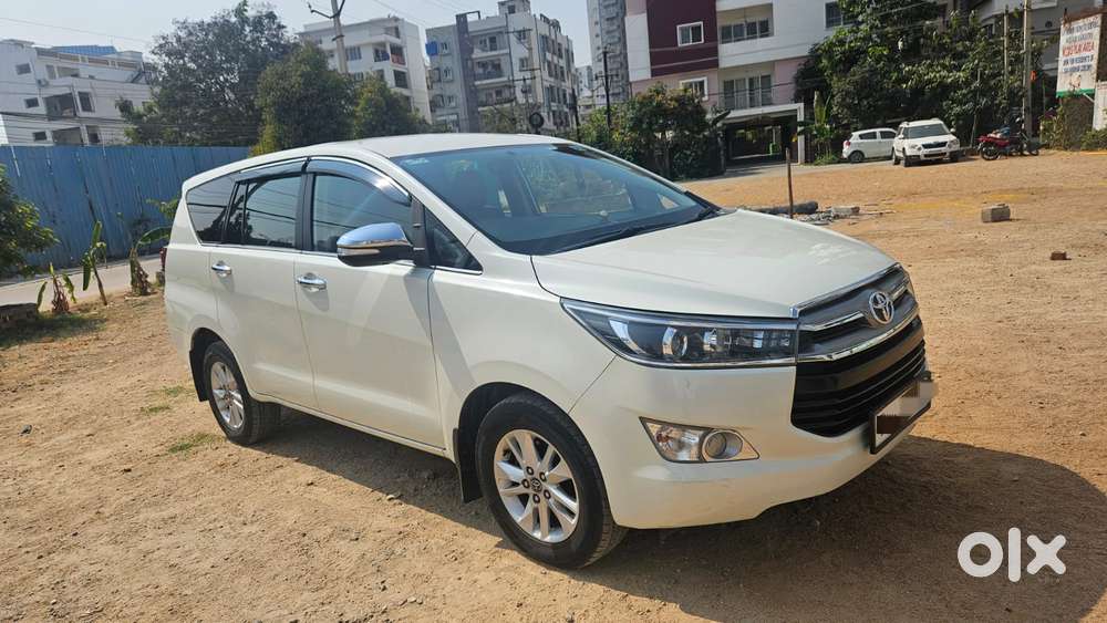 Toyota Innova Crysta 2.8z Automatic, 2017, Diesel