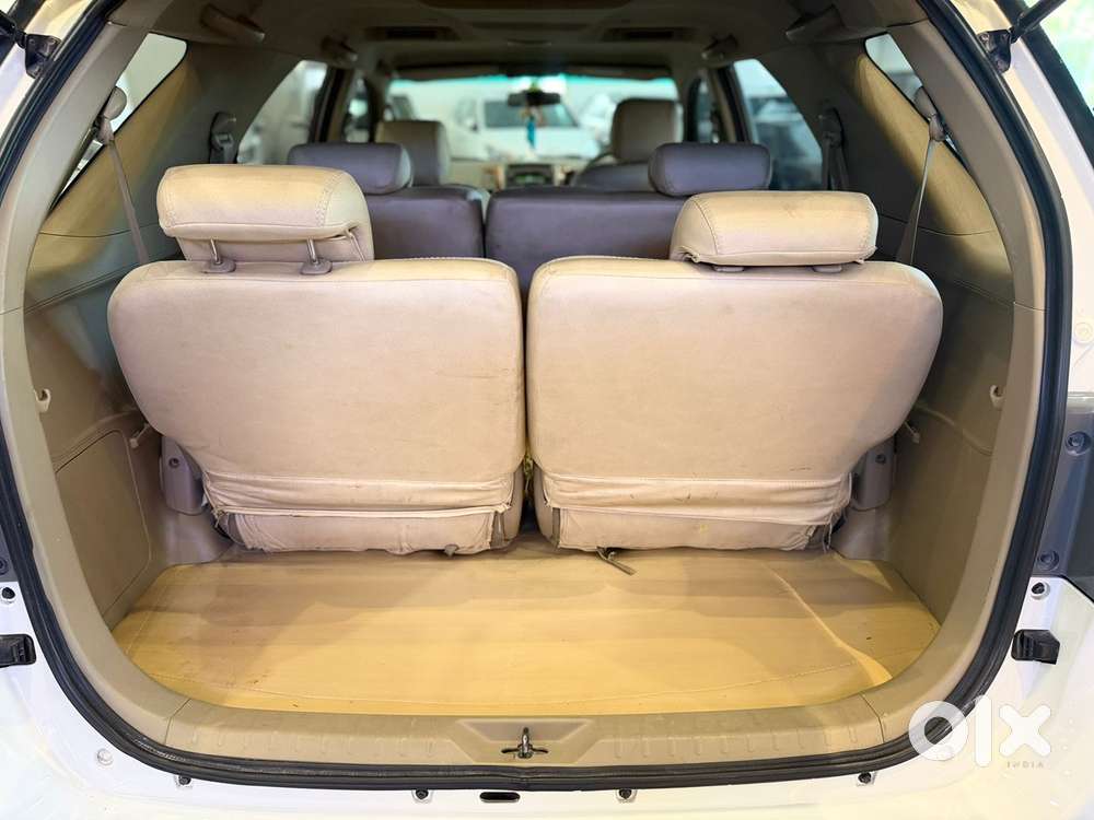 Toyota Fortuner 3.0 4x4 Manual, 2011, Diesel