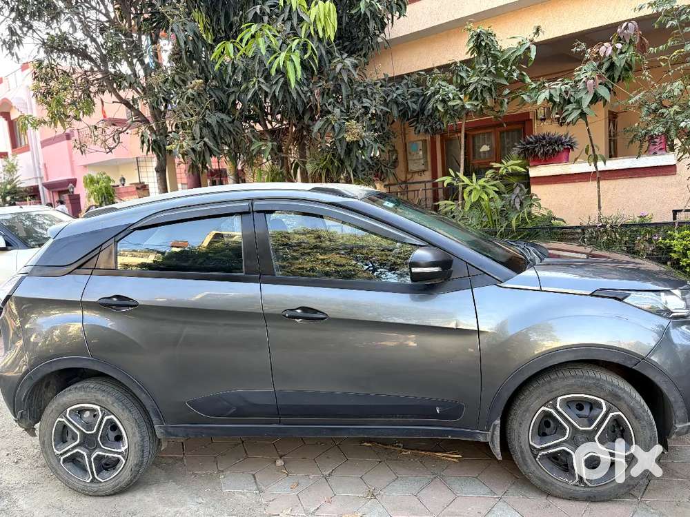 Tata Nexon 2020 Diesel Sunroof Well Maintained