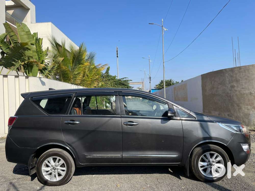 Toyota Innova Crysta 2.4 G Mt 7 Str, 2019, Diesel