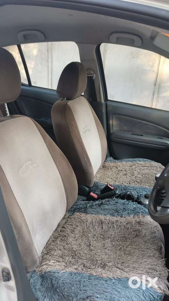 Maruti Ritz Vxi 2011