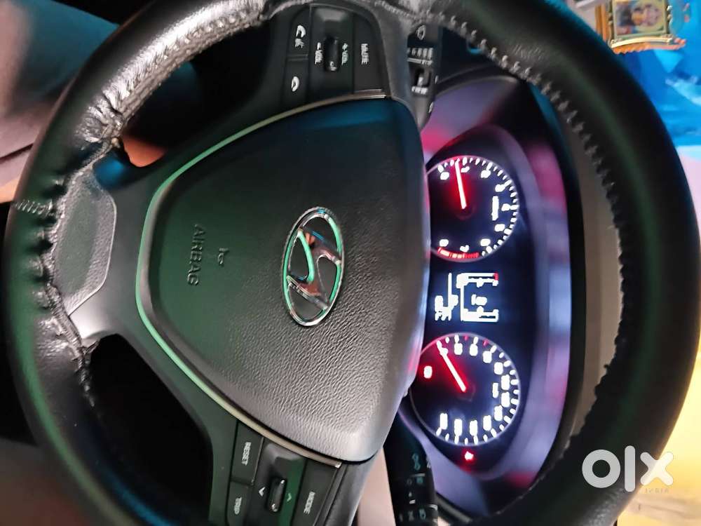 Back Camera, Display Screen, Air Bags, Remote Lock,  Dolby Sound Syste