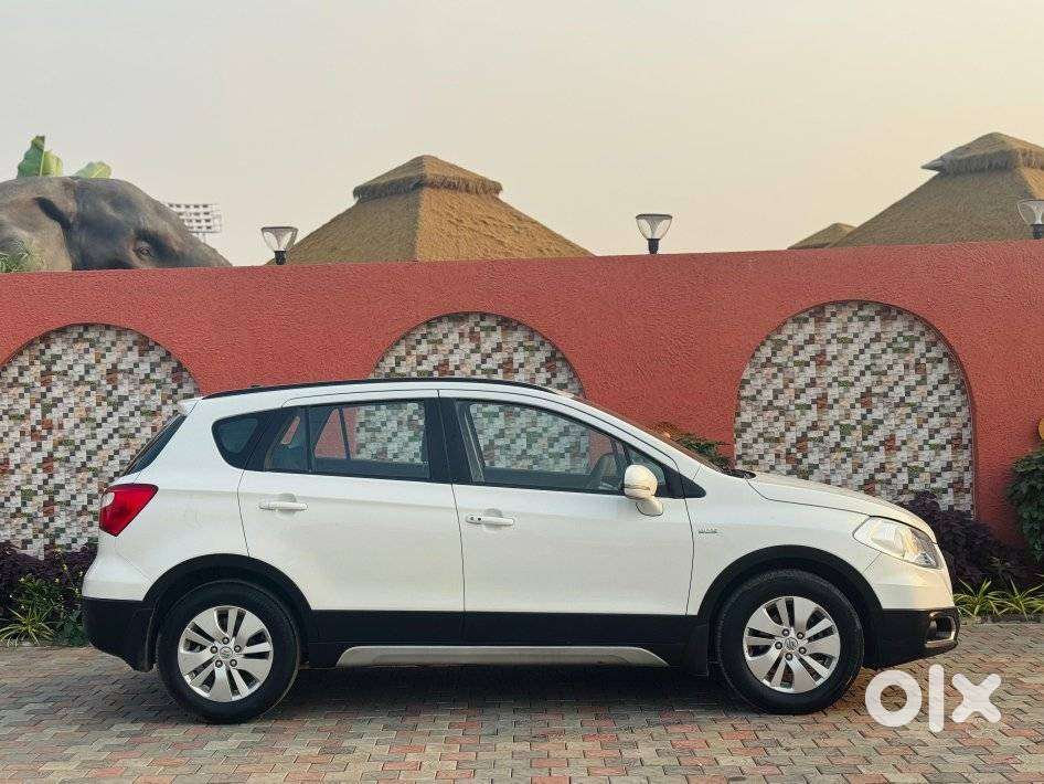 Maruti Suzuki Brezza 1.5 Vxi Cng, 2020, Cng & Hybrids