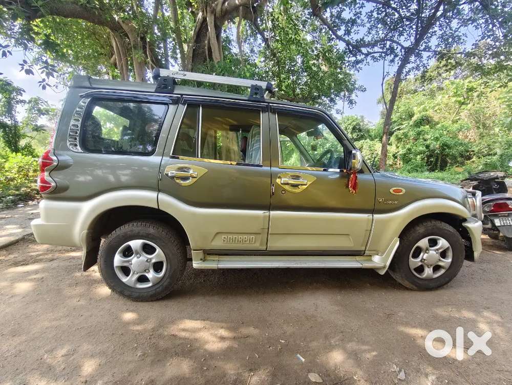 Mahindra Scorpio Classic 2009 Diesel 127636 Km Driven