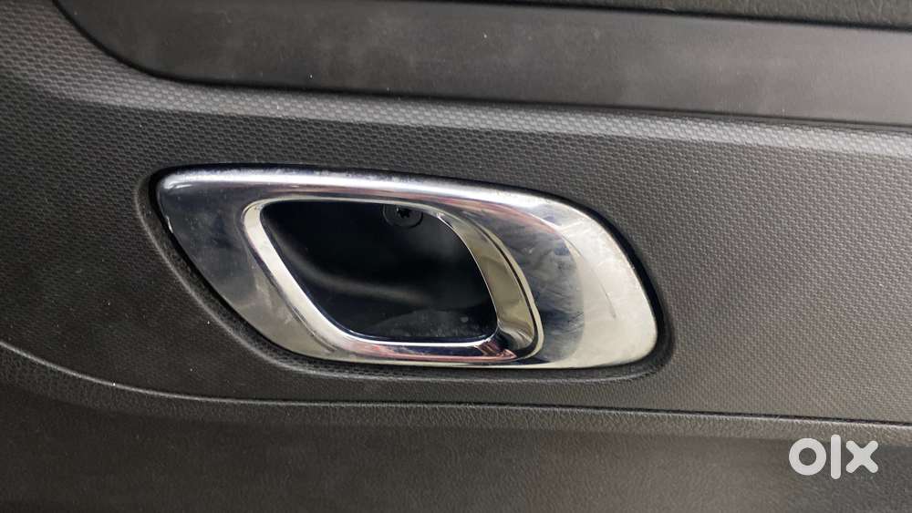 Renault Kwid 2019-ongoing 1.0 Rxt Amt (o), 2019, Petrol