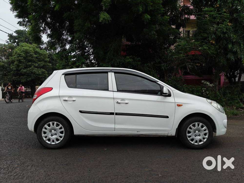 Hyundai I20 2010-2012 1.2 Magna, 2012, Cng & Hybrids