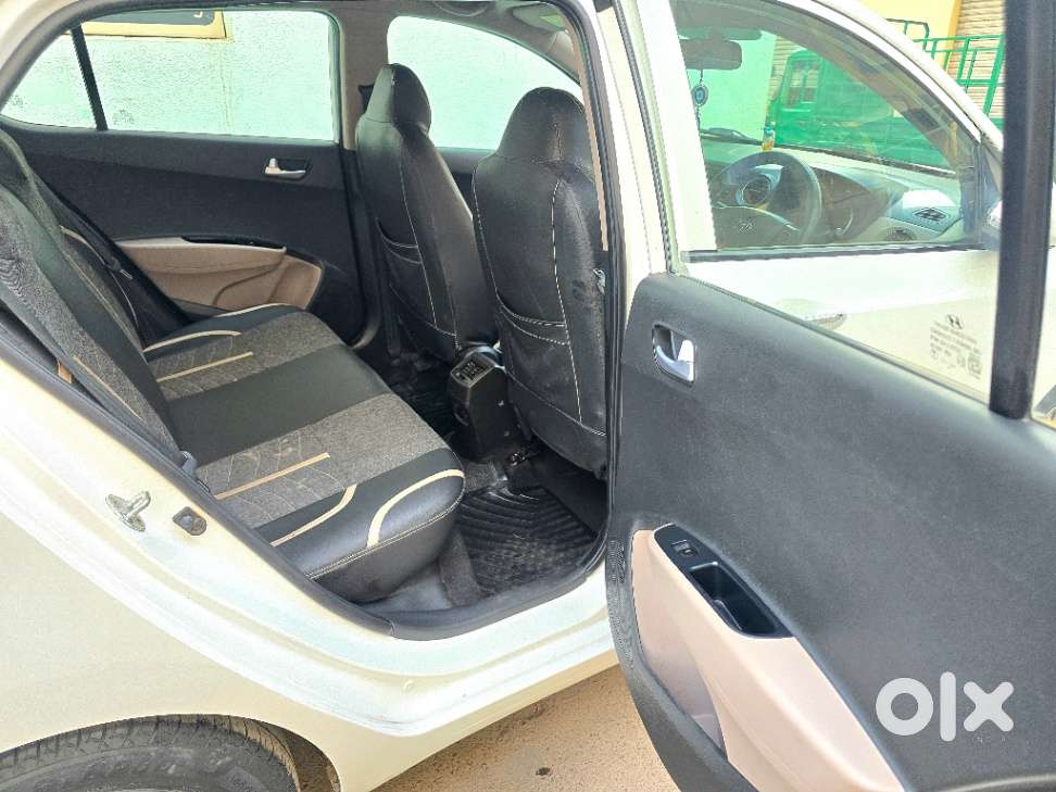 Hyundai Grand I10 Asta Automatic 1.2 Kappa Vtvt, 2017, Cng & Hybrids