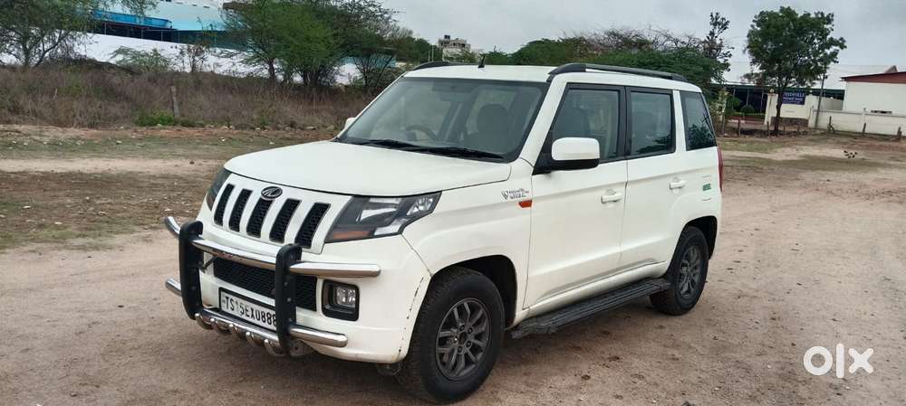 Mahindra Tuv 300 T10, 2018, Diesel