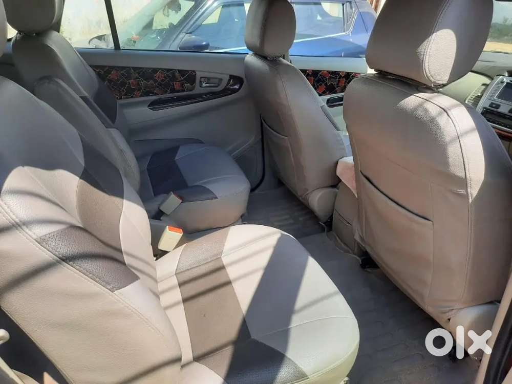 Toyota Innova 2013