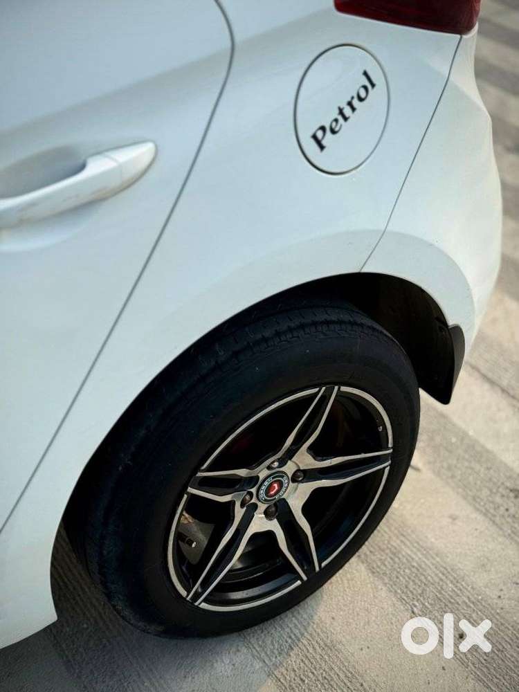 Hyundai I20 Sportz 1.2 Bs-iv, 2019, Petrol