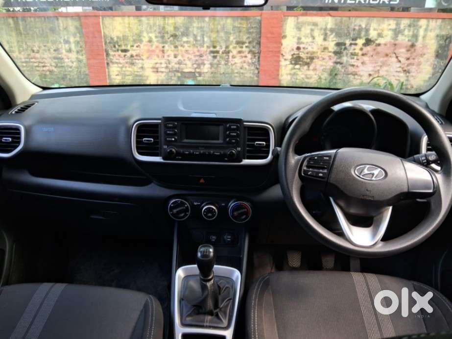 Hyundai Venue S 1.2 Petrol, 2021, Petrol