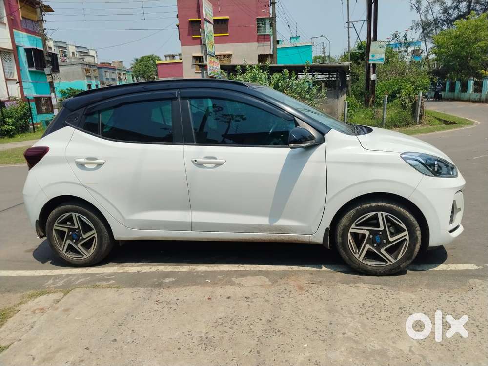 Hyundai Grand I10 Nios Sportz Mt Dual Tone, 2024, Petrol
