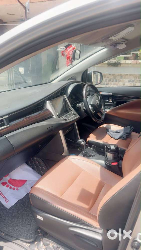 2022 Toyota Innova Crysta Gx